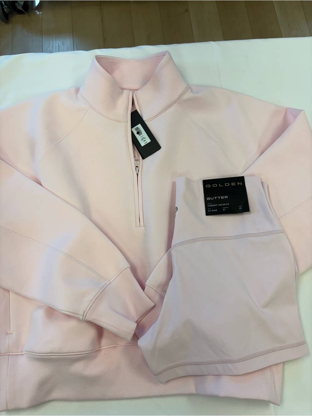 NWT aritzia set